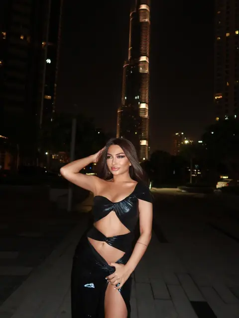 Дерри escort in Krasnodar