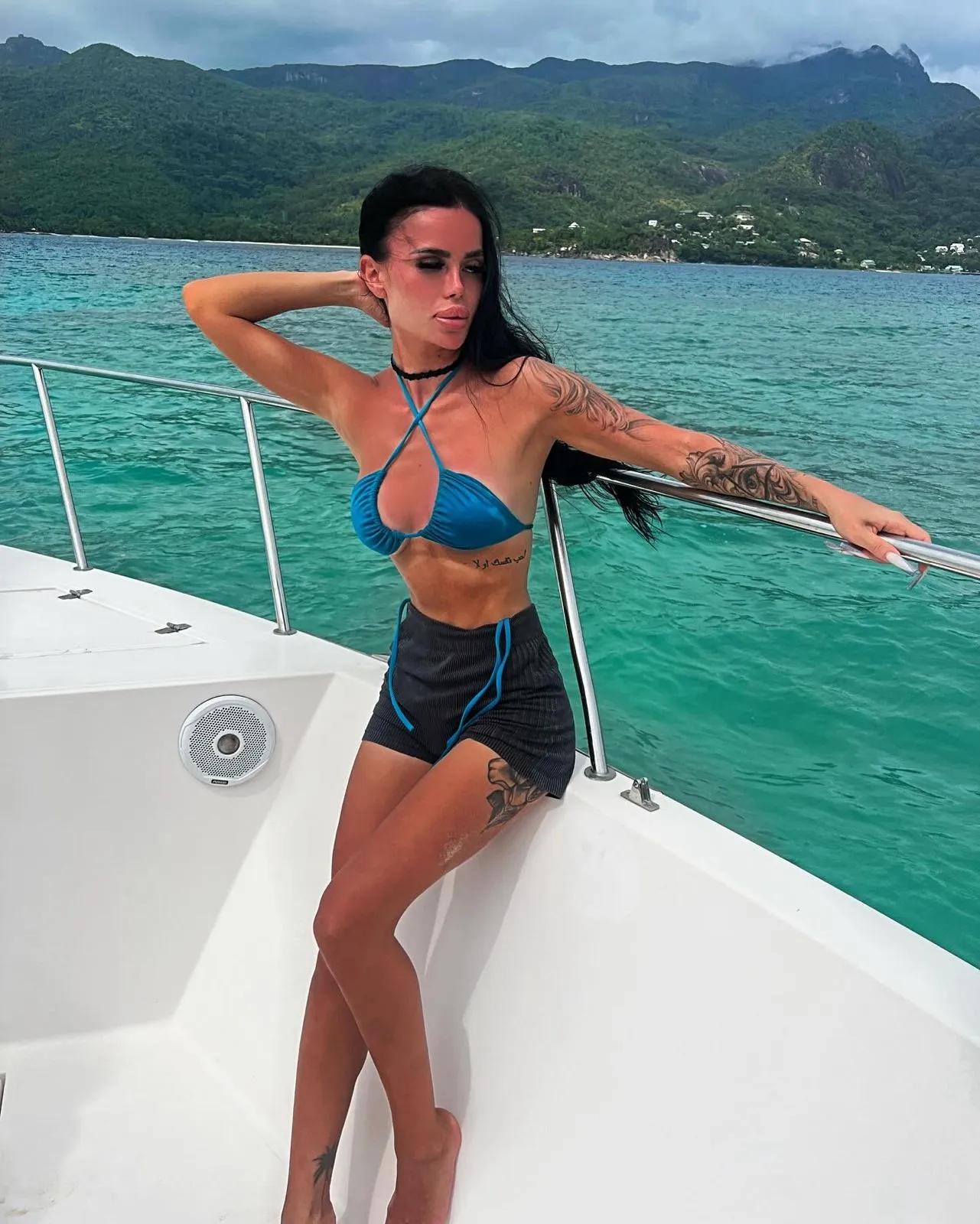 Элли escort in Krasnodar