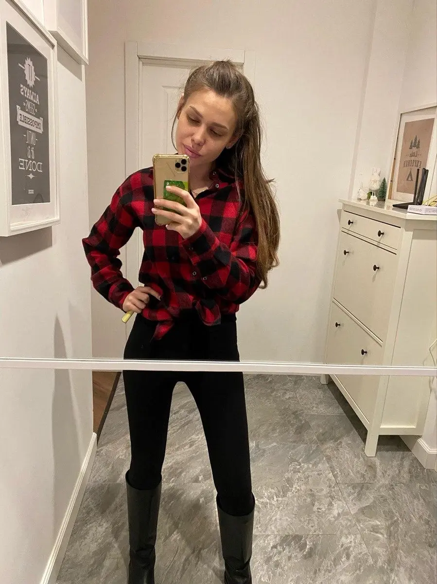 Мелания escort in Krasnodar