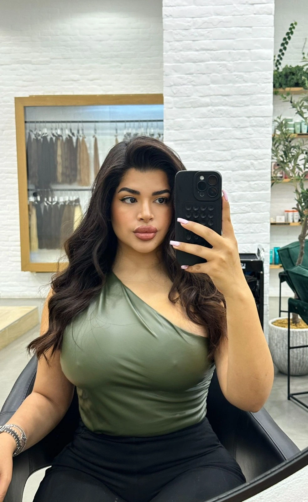 Мирика escort in Krasnodar