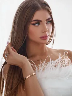 Полина escort in Krasnodar