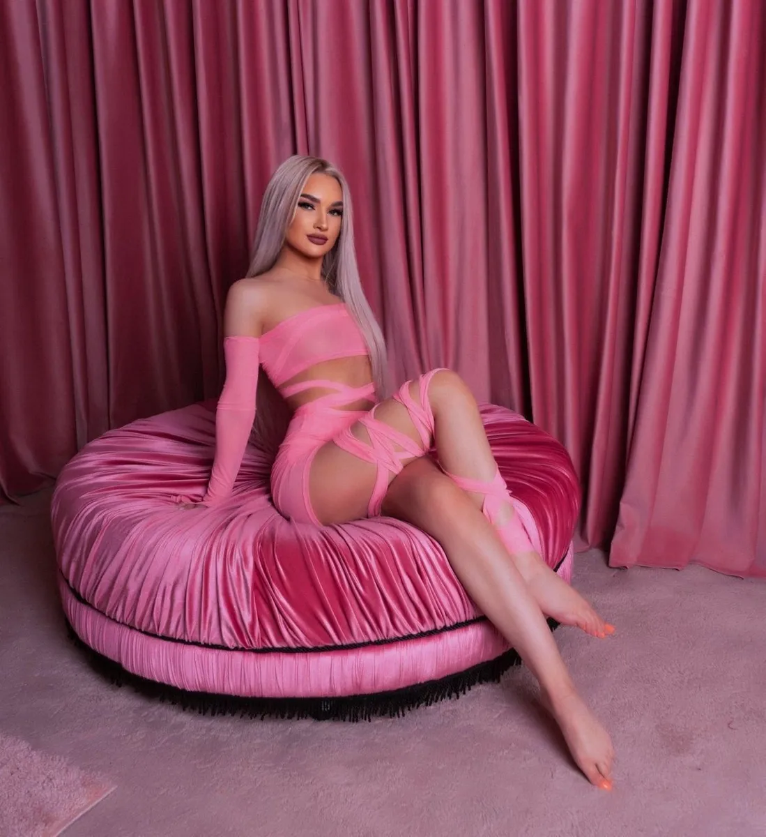 Златослава escort in Krasnodar